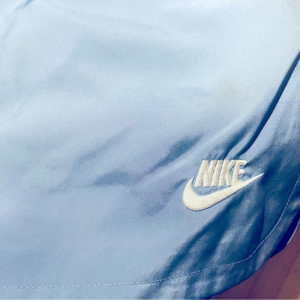 Men’s XXL Nike Shorts - Picture 3 of 3